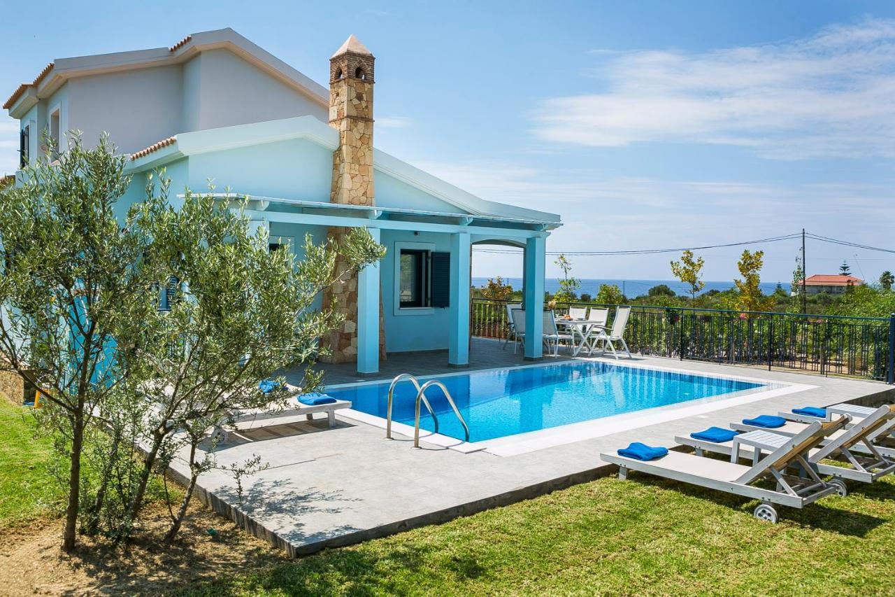 Seirios Luxury Villa Svoronata Exterior photo